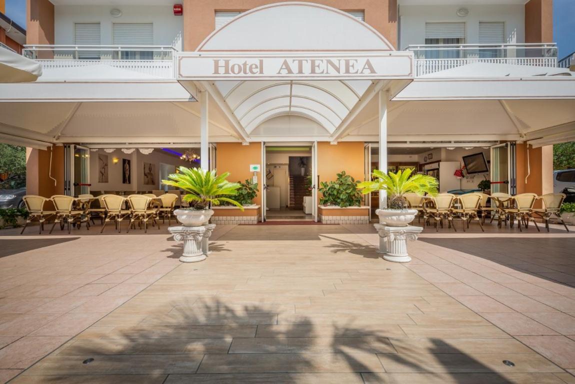 Hotel Atenea Golden Star Caorle Eksteriør bilde