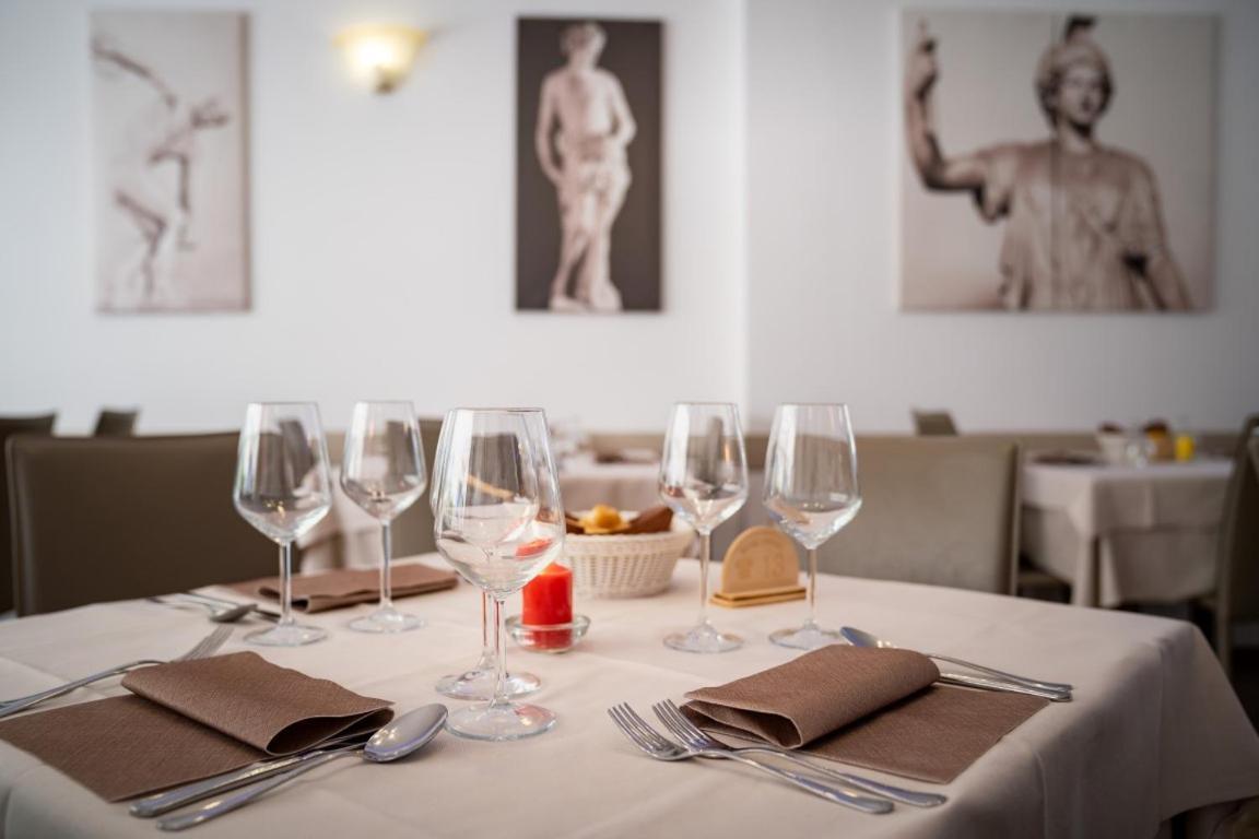 Hotel Atenea Golden Star Caorle Eksteriør bilde